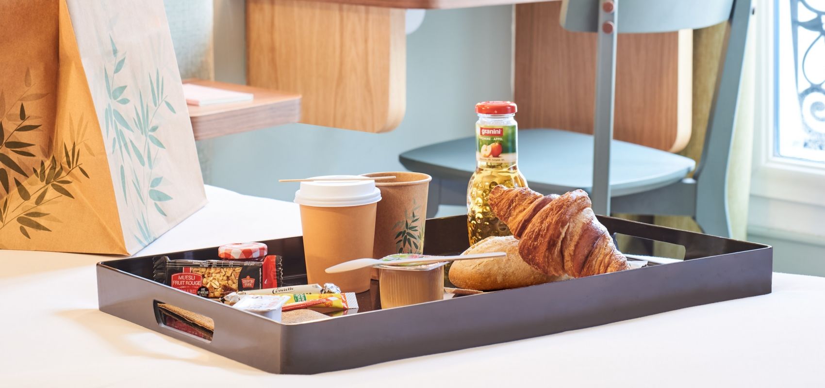 Hotel de Neuve by HappyCulture